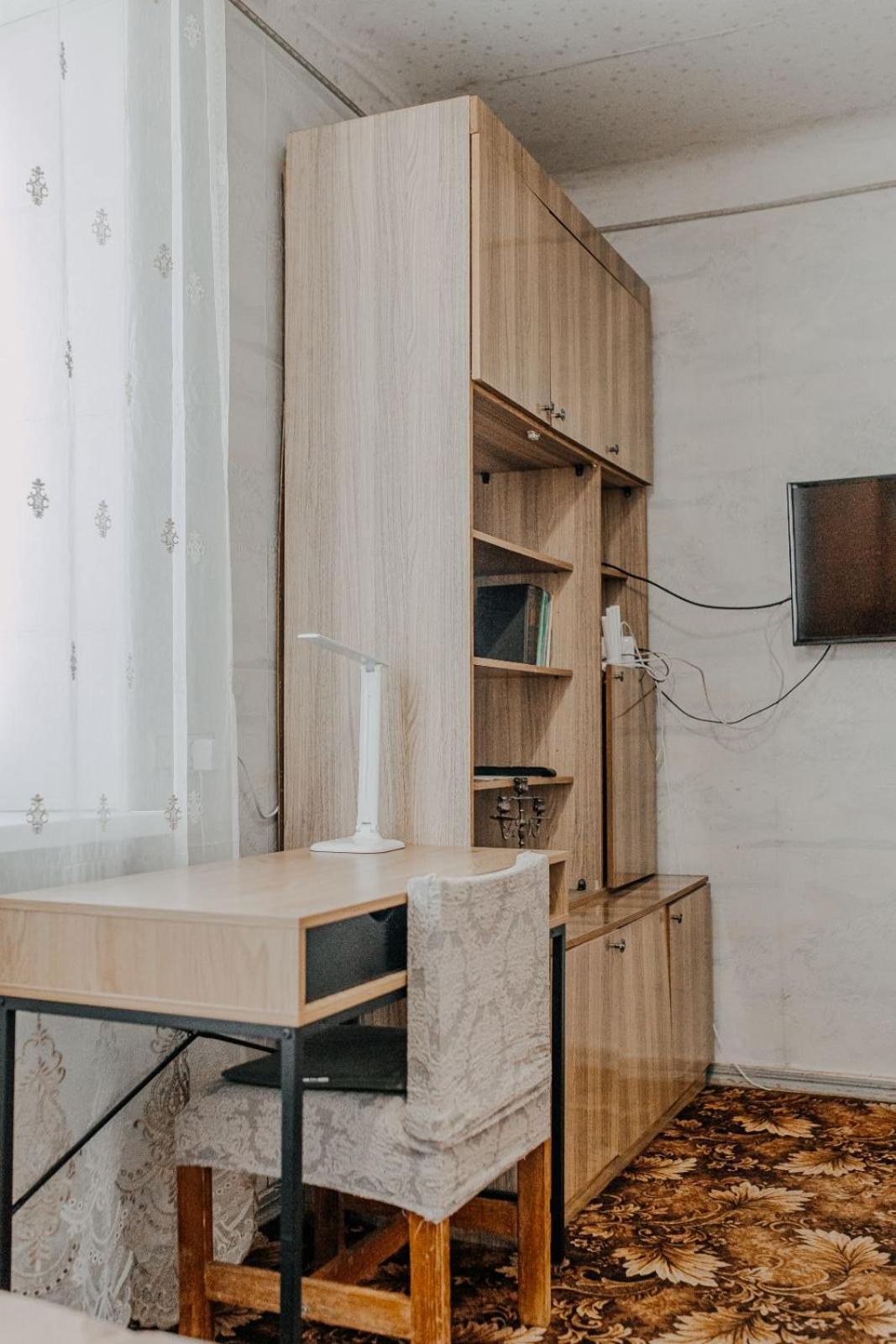 Comfortable Apartments On Hrushevskogo Street Near 16 City Hospital นิปโปร ภายนอก รูปภาพ